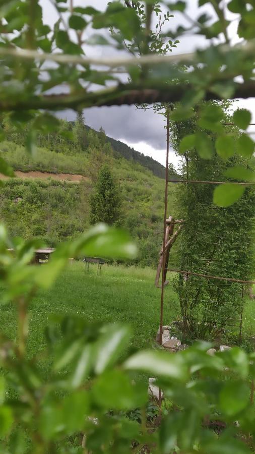 Родинна Оселя Szlavszke Kültér fotó